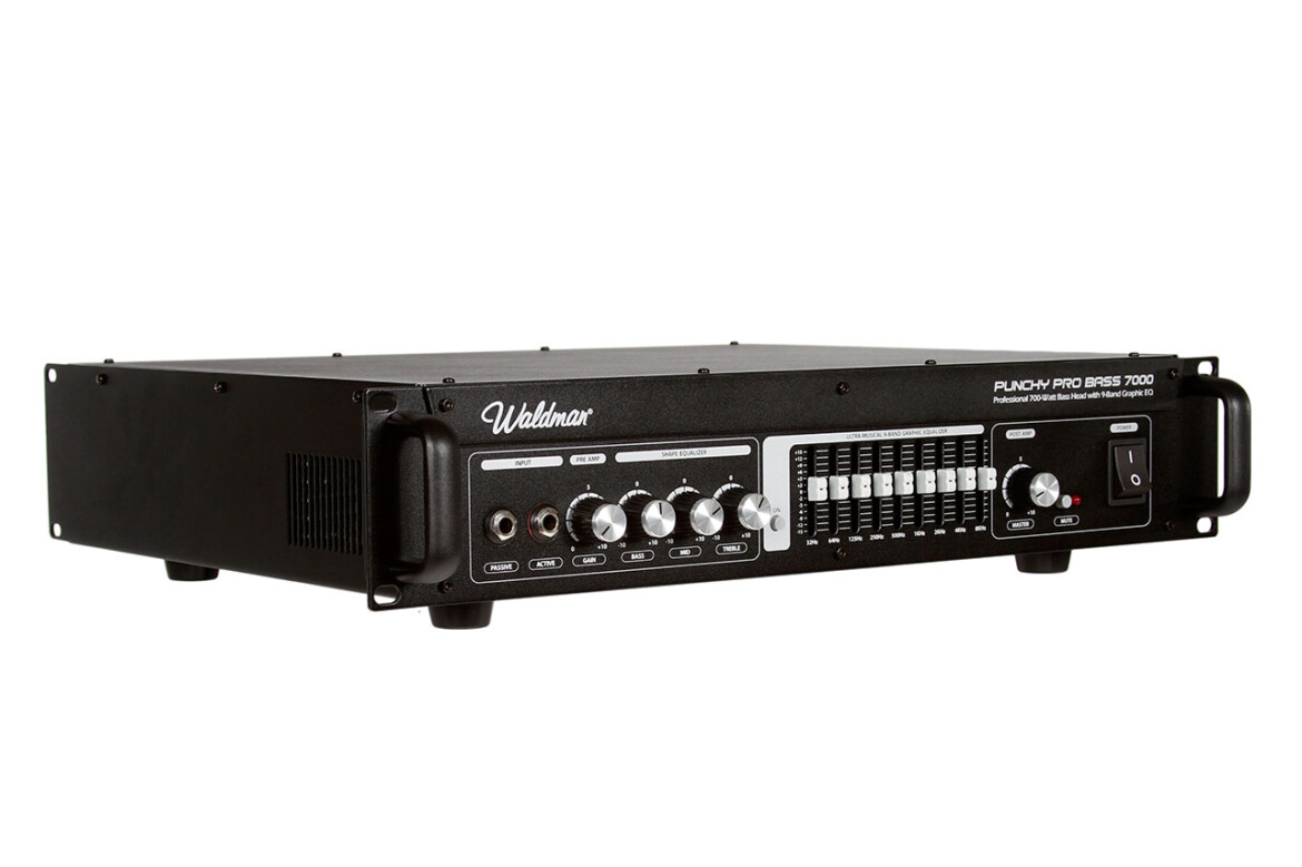 WALDMAN_AMPLIFICADOR_BAIXO_PPB7000_PERSPECTIVE.jpg