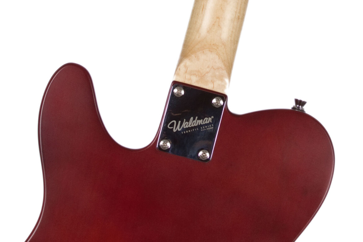 WALDMAN_GUITARRA_SOLIDA_GTE960Q_REAR.jpg