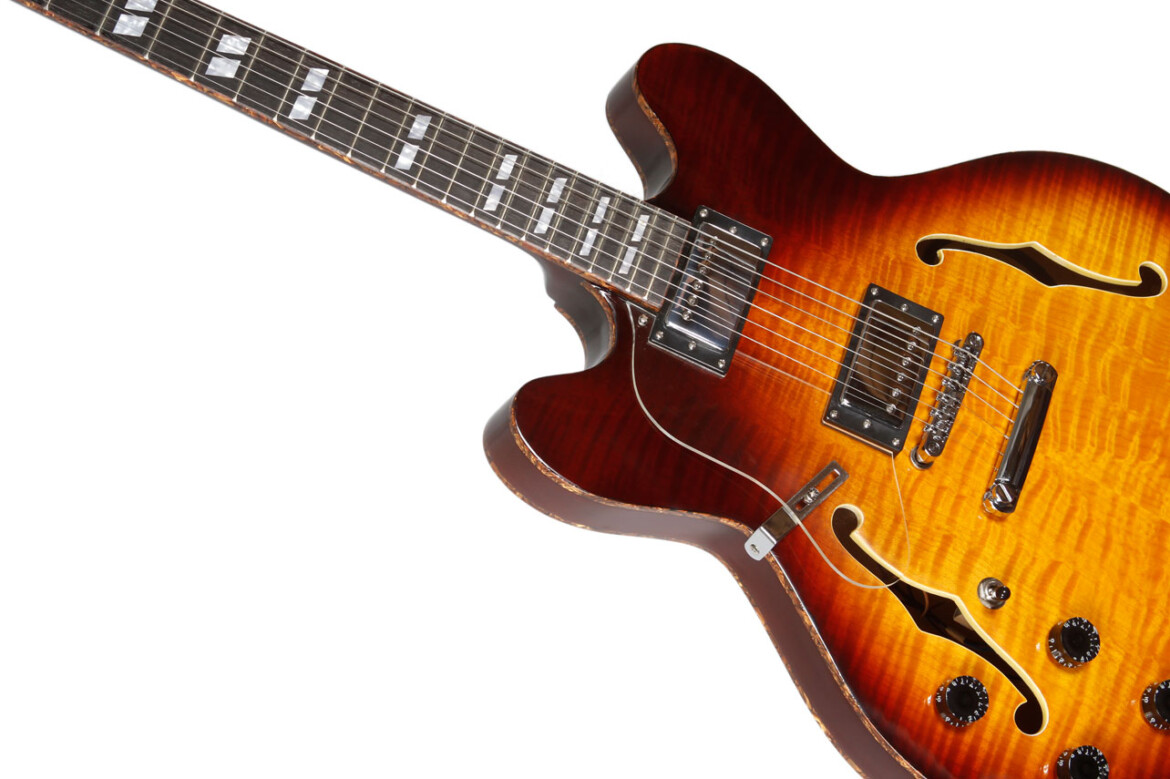waldman_guitarra_semiacustica_gho250l_detail.jpg